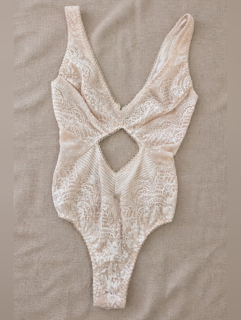 Victoria's Secret Lace Cutout Lingerie Bodysuit Size XS